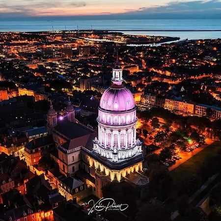 Le Tiki De Notre-Dame - Duplex Vue Cathedrale Lägenhet Boulogne-sur-Mer Exteriör bild