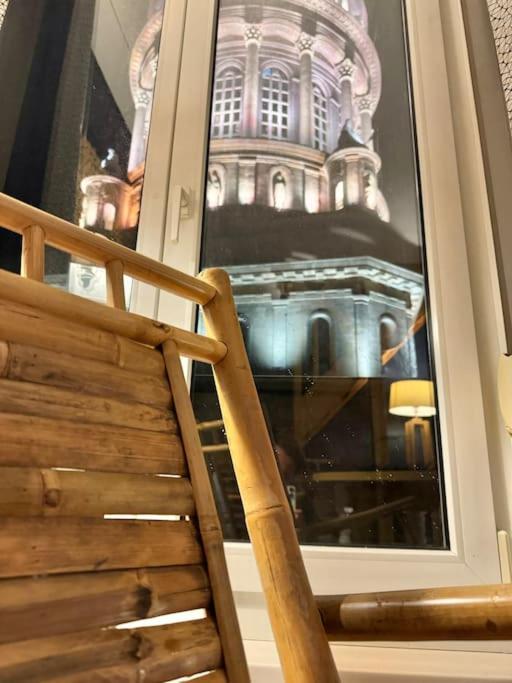 Le Tiki De Notre-Dame - Duplex Vue Cathedrale Lägenhet Boulogne-sur-Mer Exteriör bild